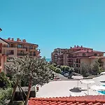 Апартаменты Family Near Beach, Pools & Star Dreams Complex Свети-Влас