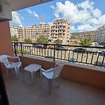 Family Near Beach, Pools & Star Dreams Complex Апартаменты
