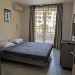 Family Near Beach, Pools & Star Dreams Complex Апартаменты *