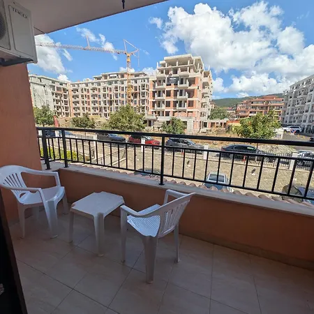 Family Near Beach, Pools & Star Dreams Complex Lejlighed